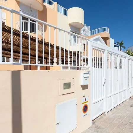 Дом отдыха Duplex Charco Del Valle With Sea View Адехе